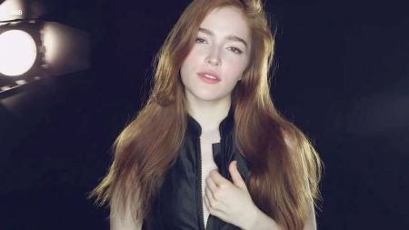 Horny Chubby Blonde Teen