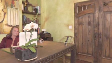 Mall Cock Noisy Wank