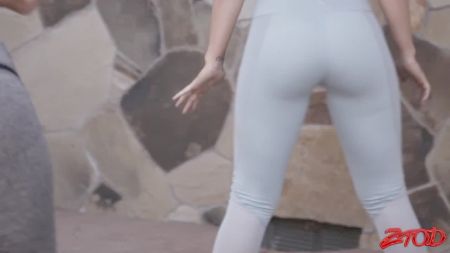 Ebony Huge Tits Dildo