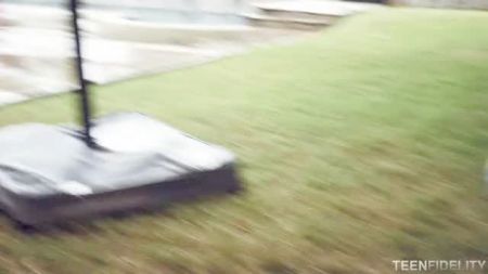 Anal Trimmed Kissing Large