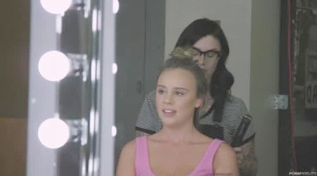 She Make Him Taste
