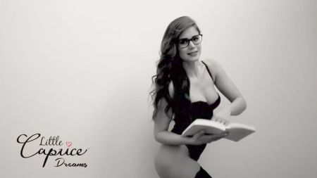 Adele Solo 4 Small Mp4