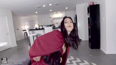 Blow To Fuck Girlfriend