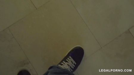 Dad Punishes Kimmy Granger