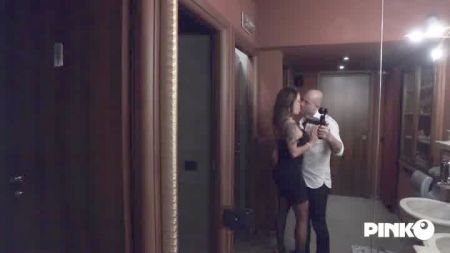 Multiple Men Fuck Her