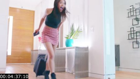 Passionate 1st Time Lesbian