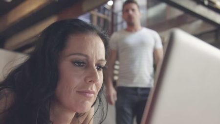 Celebrities Model Miniskirt Legs