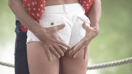 Dancing Bear Bathroom Fuck