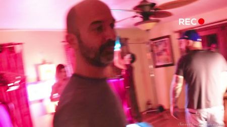 Wife Humiliated Front Husband 3945134